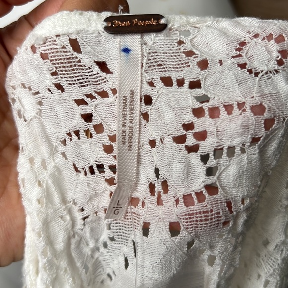 FREE PEOPLE
CONFECTION TOP white size Large - Picture 8 of 8